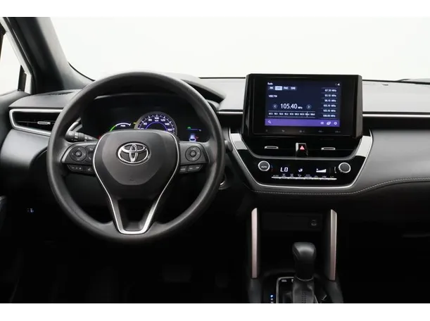 Car image 15