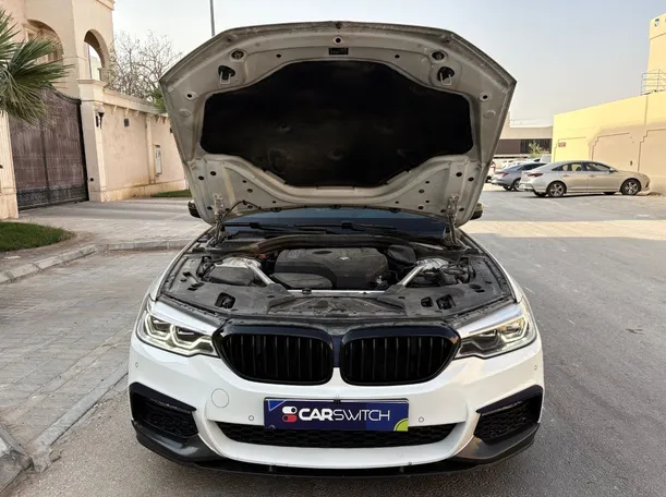 Car image 29