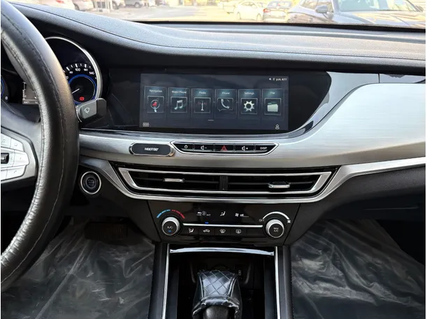 Car image 21