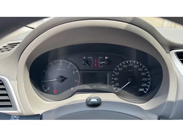 Car image 18
