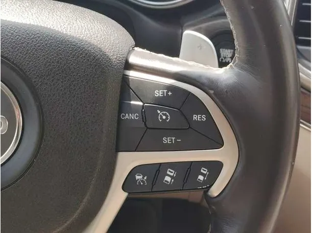 Car image 27