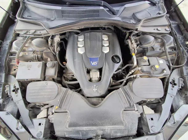 Car image 21