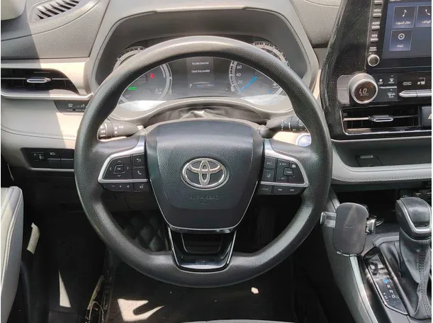 Car image 22