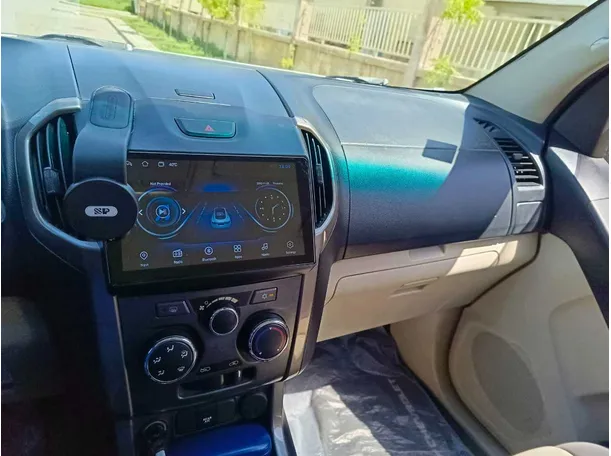 Car image 23