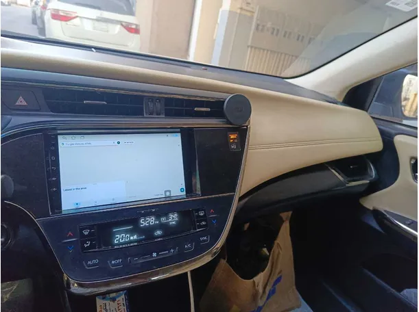 Car image 17
