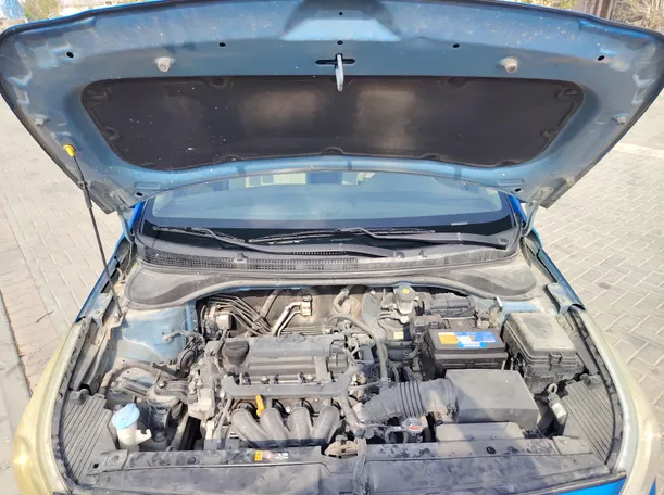 Car image 29