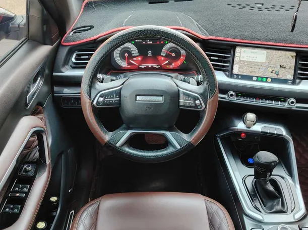 Car image 26