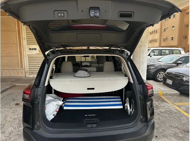 Car image 23