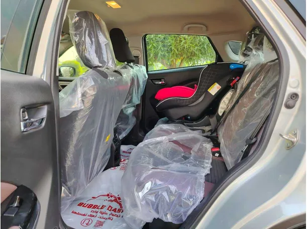 Car image 17