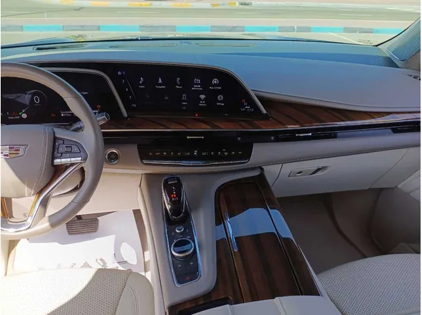 Car image 17