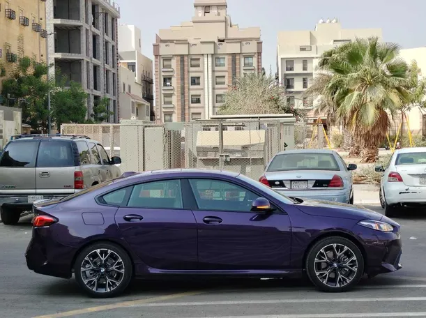 Car image 5