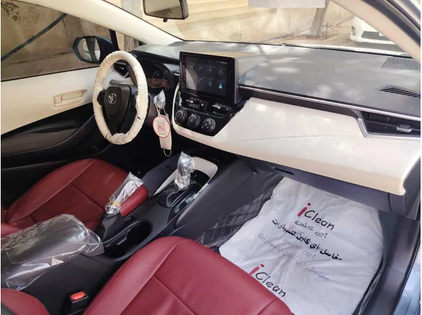 Car image 13