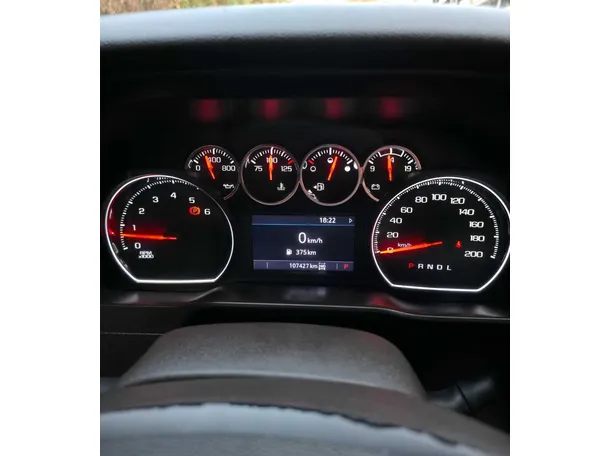 Car image 24