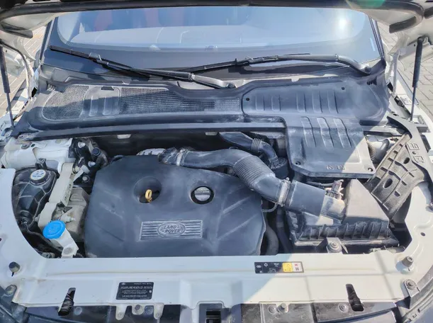 Car image 35