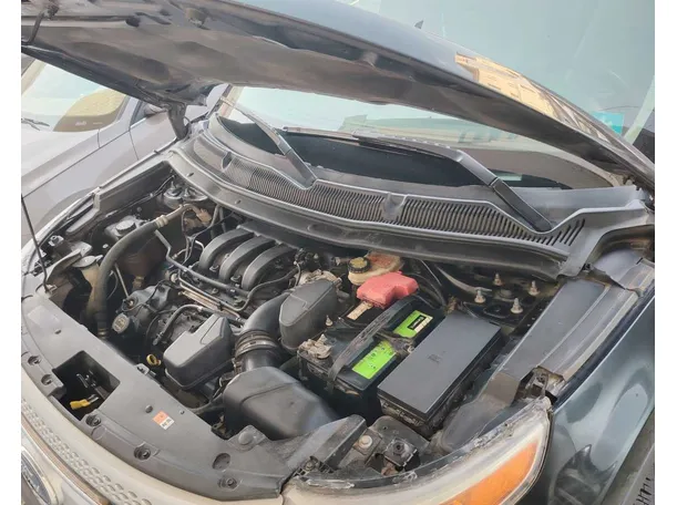 Car image 32