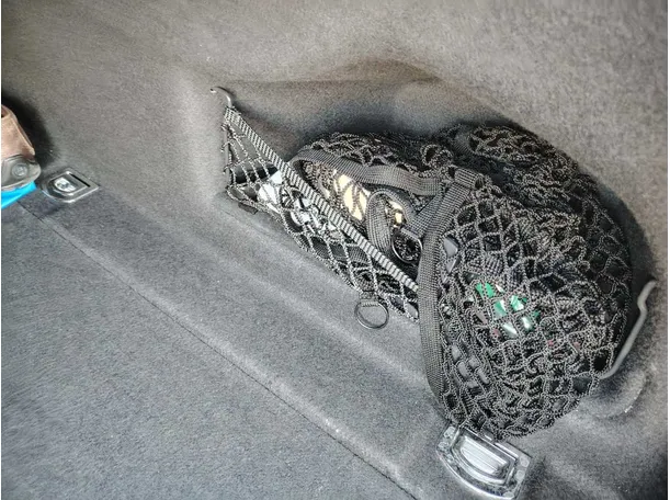Car image 43