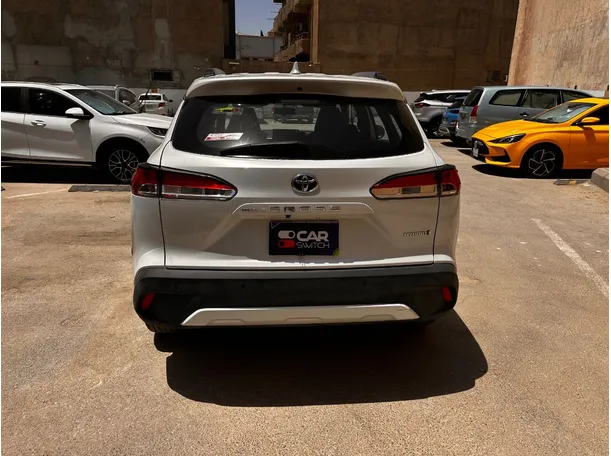 Car image 6