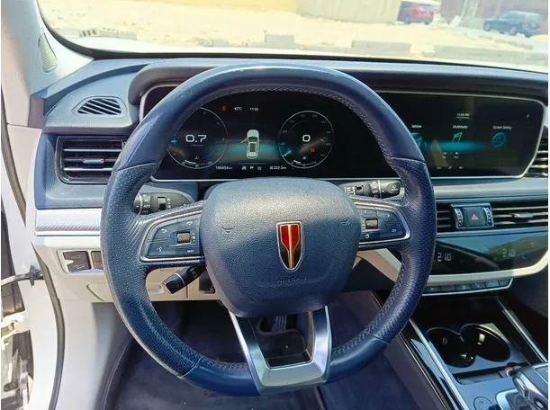 Car image 22