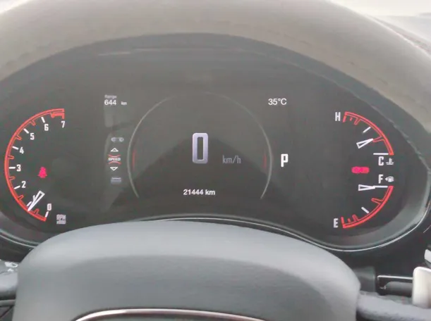 Car image 22