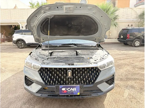 Car image 26