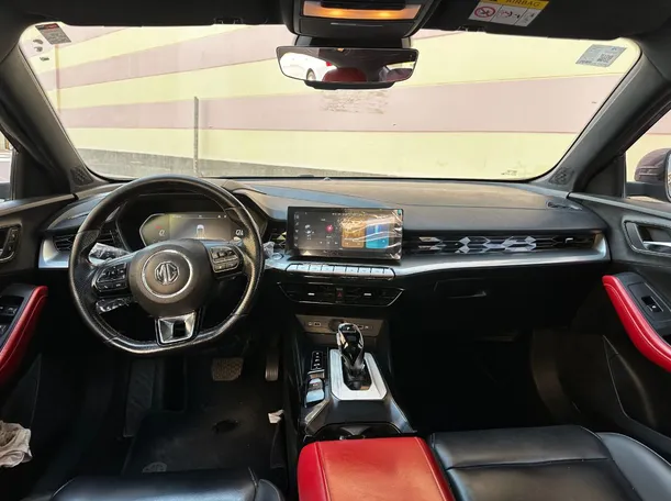 Car image 24