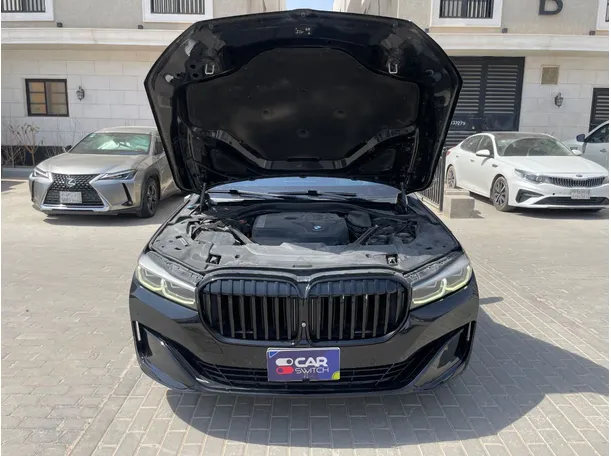 Car image 27