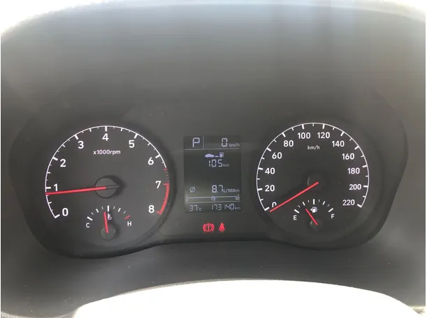 Car image 19