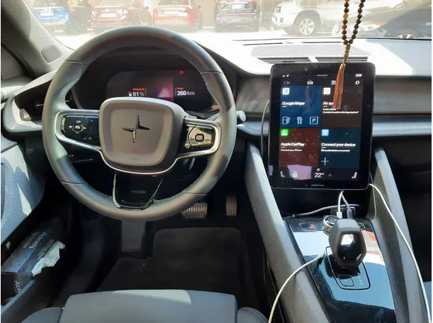 Car image 17