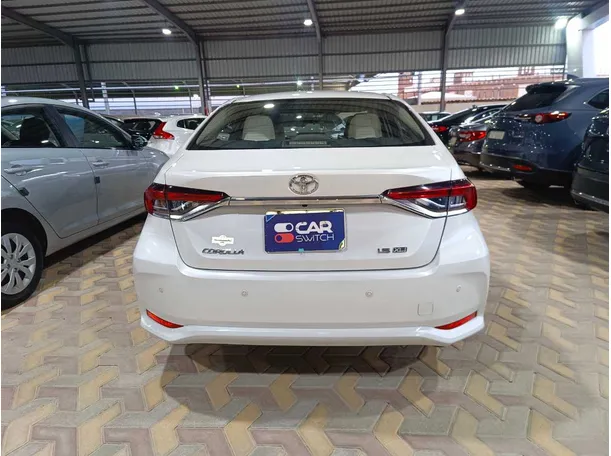 Car image 5