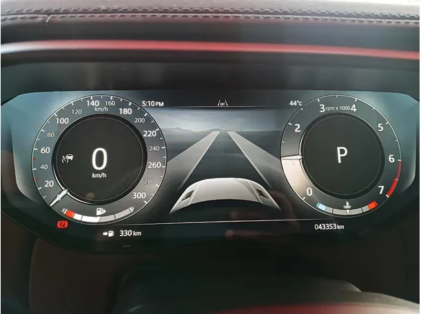 Car image 16