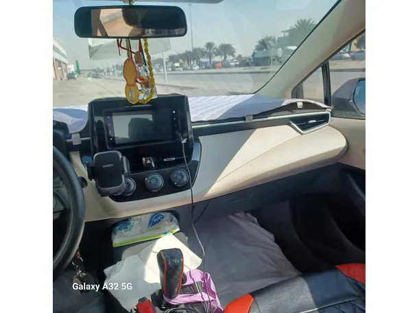 Car image 17