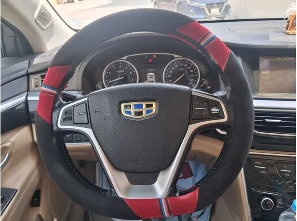Car image 16