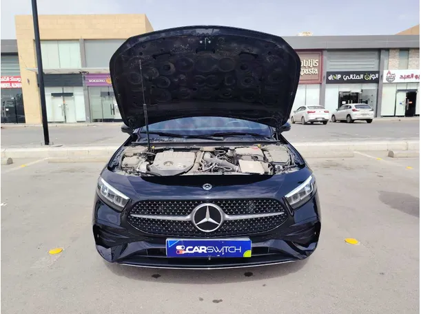 Car image 35