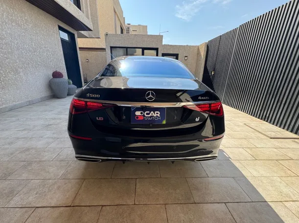 Car image 6