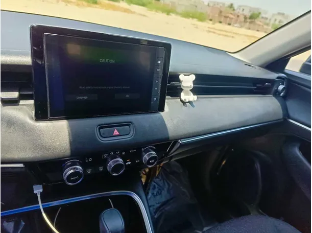 Car image 22