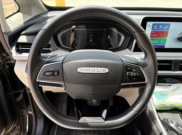 Car image 21