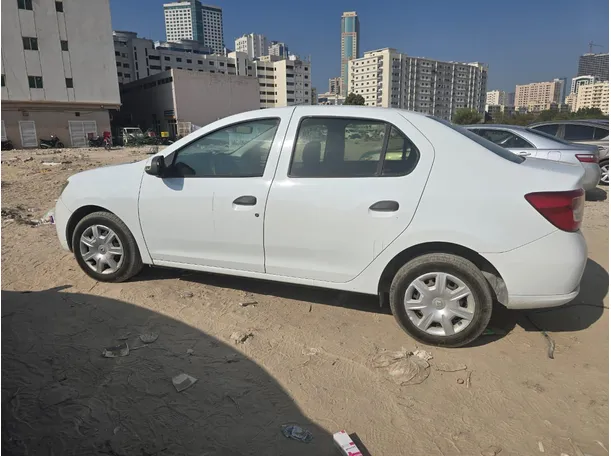 2012 رينو سيمبول في الإمارات