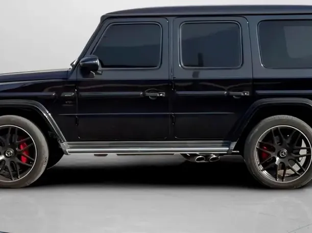 Car image 9