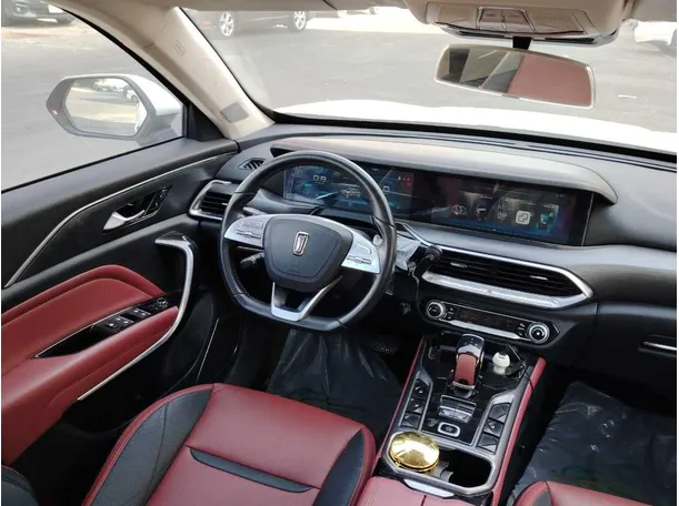 Car image 24