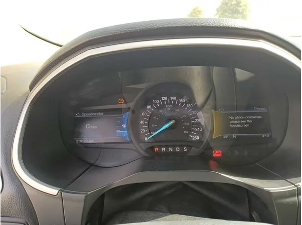 Car image 18