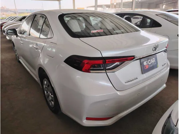 Car image 8