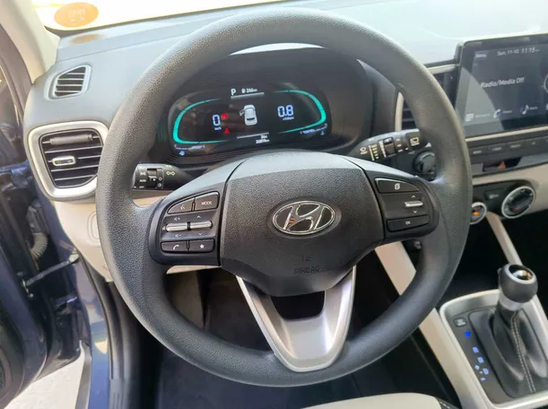 Car image 22