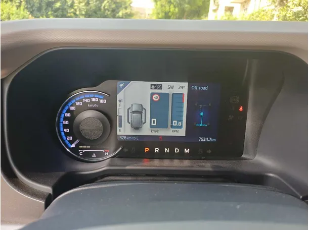 Car image 23