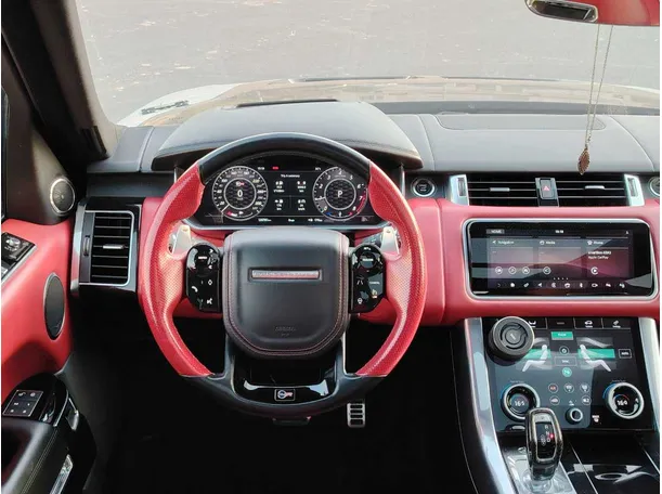 Car image 26