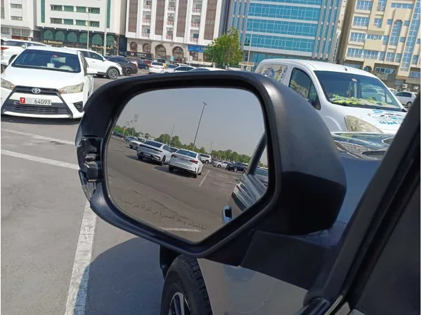 Car image 21