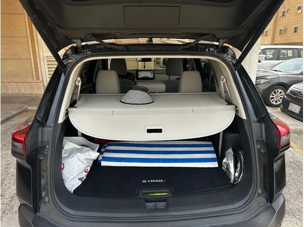 Car image 29