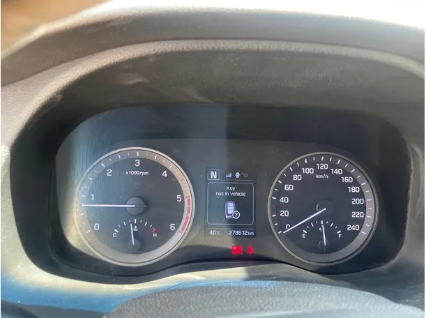 Car image 21