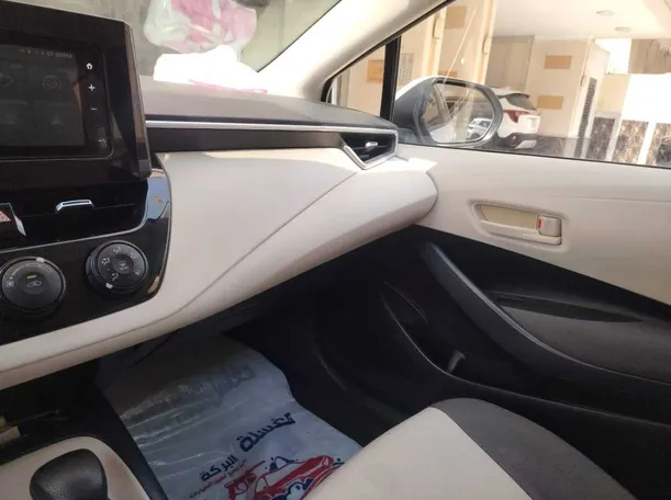 Car image 23