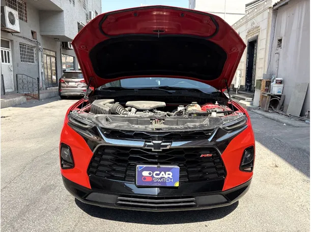 Car image 25