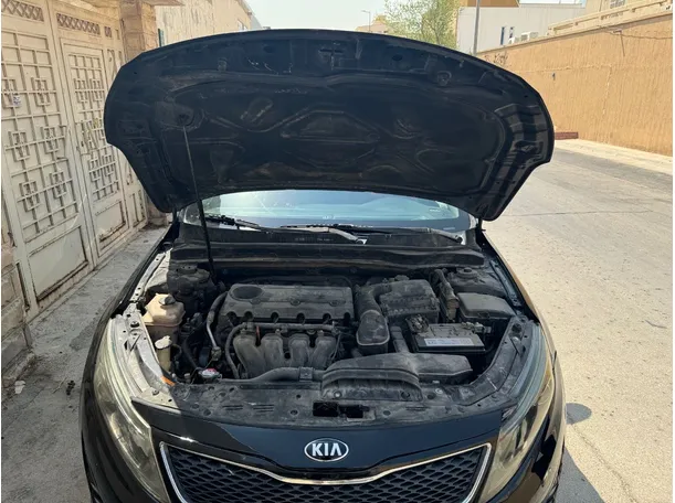Car image 24